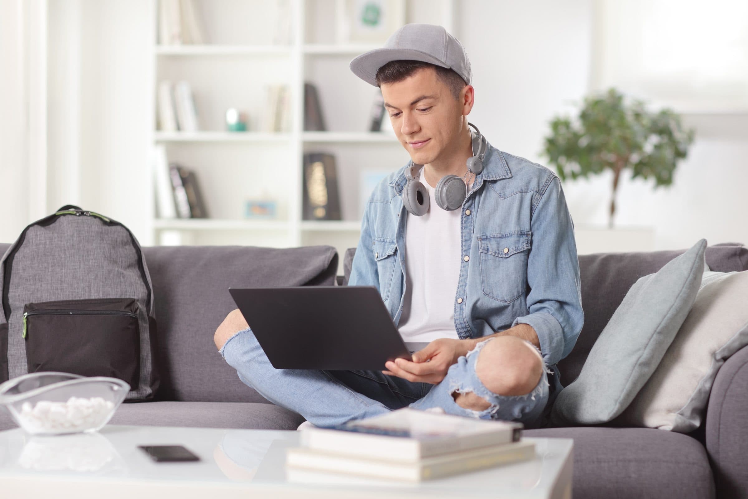 A UTVA middle school student learning online